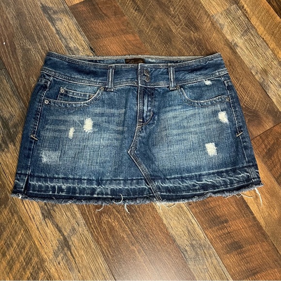 Aeropostale Dresses & Skirts - Vintage Aeropostale Womens Small denim super mini skirt Y2K frayed raw hem 7/8
